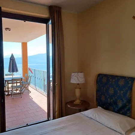 Residence Il Vigneto - Casa Sopralago Oggebbio